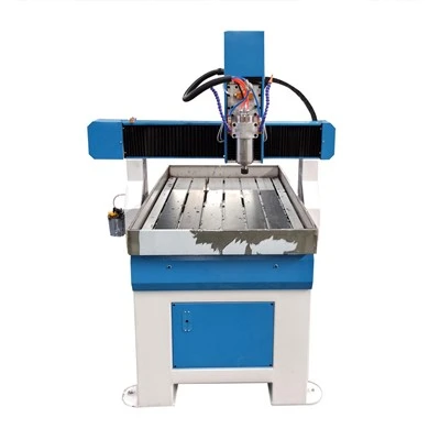 Mali metalni CNC usmjerivač